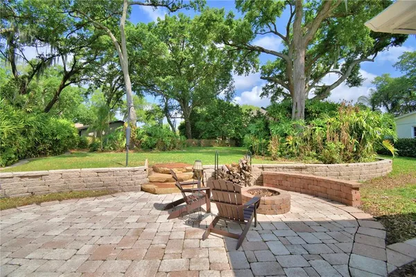 $799,900 | 2000 Lake Ariana Boulevard, Auburndale, FL 33823