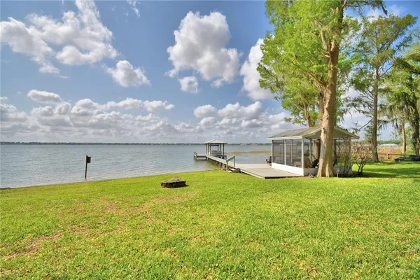 $799,900 | 2000 Lake Ariana Boulevard, Auburndale, FL 33823