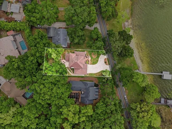 $799,900 | 2000 Lake Ariana Boulevard, Auburndale, FL 33823