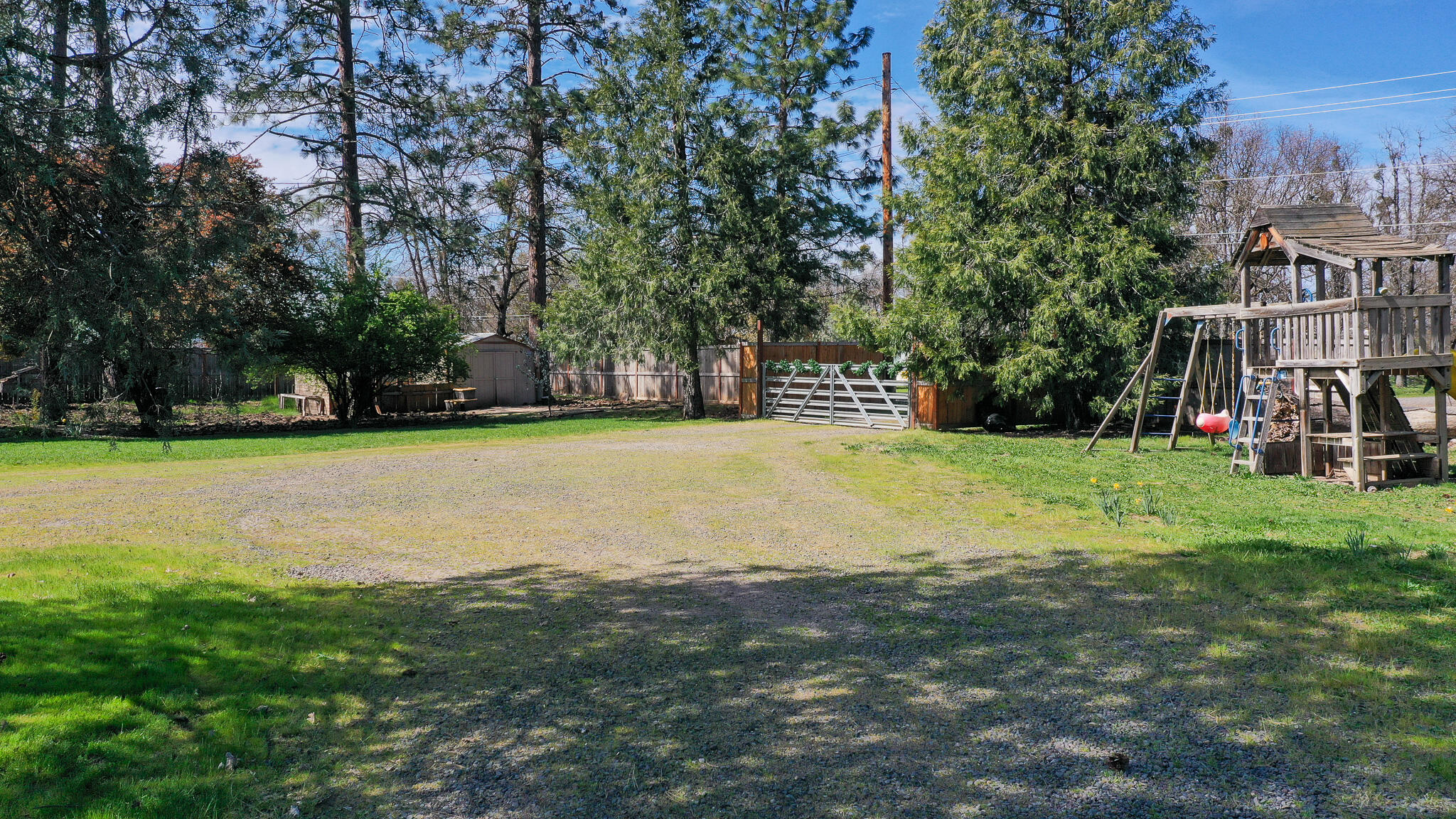 549 Wilson Road Central Point, OR 97502 - Photo 21 of 35 DJI_0589