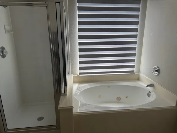 $2,295 | 20234 Cypresswood Glen, Spring, TX 77373