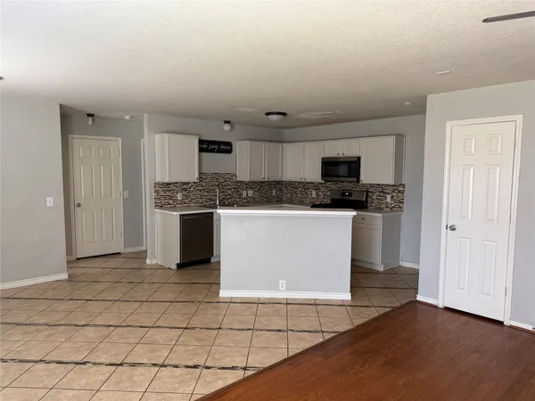 $2,295 | 20234 Cypresswood Glen, Spring, TX 77373