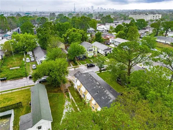 $1,000 | 2749 Verbena Street, New Orleans, LA 70122