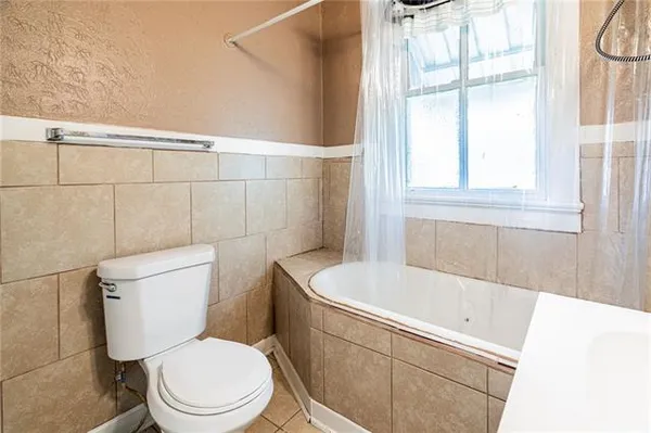 $1,000 | 2749 Verbena Street, New Orleans, LA 70122