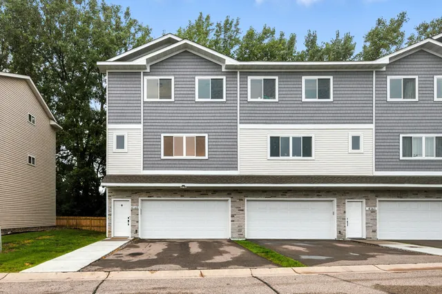 $374,900 | 4165 Old Sibley Highway, Eagan, MN 55122