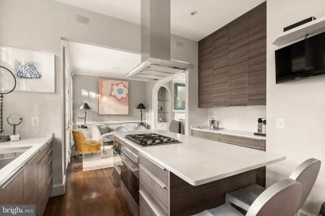 $2,350,000 | 370 North St Asaph Street, Alexandria, VA 22314