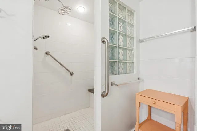 $359,000 | 428 North 13th Street, Unit 4A, Philadelphia, PA 19123