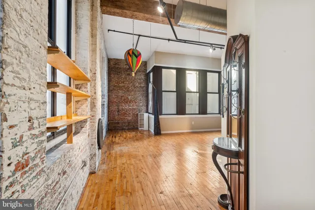 $359,000 | 428 North 13th Street, Unit 4A, Philadelphia, PA 19123