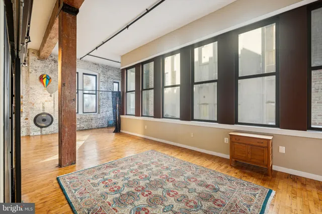 $359,000 | 428 North 13th Street, Unit 4A, Philadelphia, PA 19123