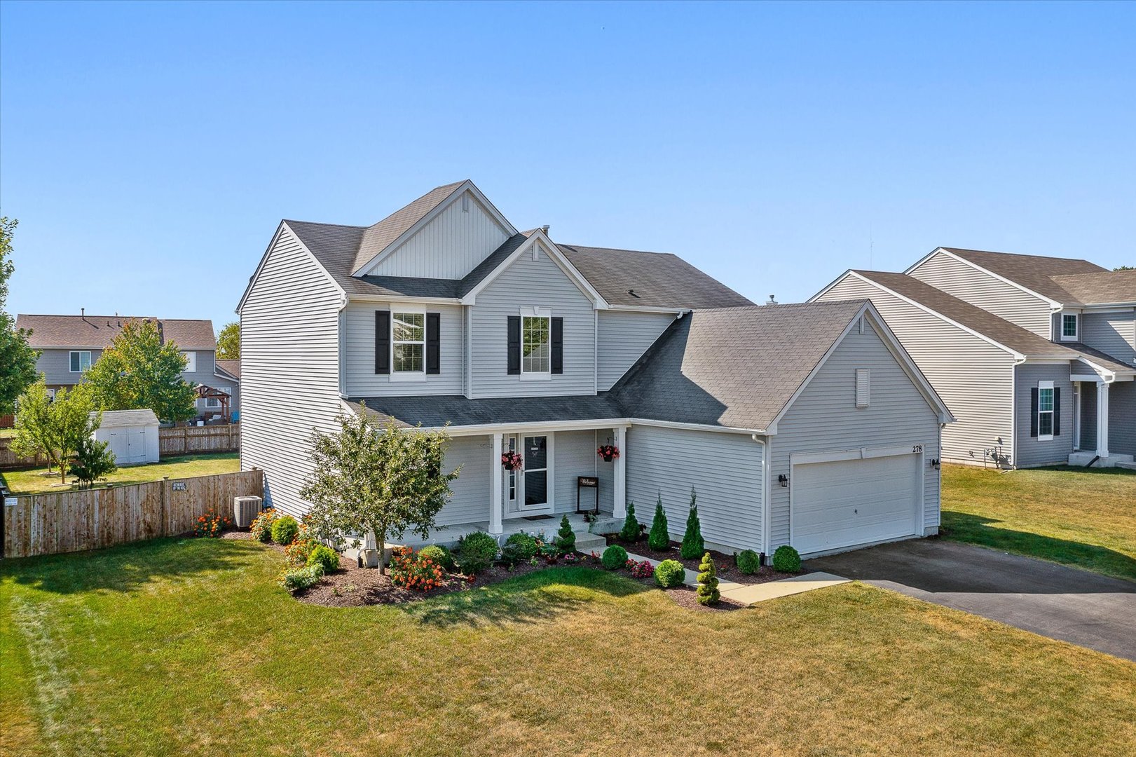 278 Windett Ridge Road Yorkville, IL 60560 - Photo 2 of 31 front view of house with a yard