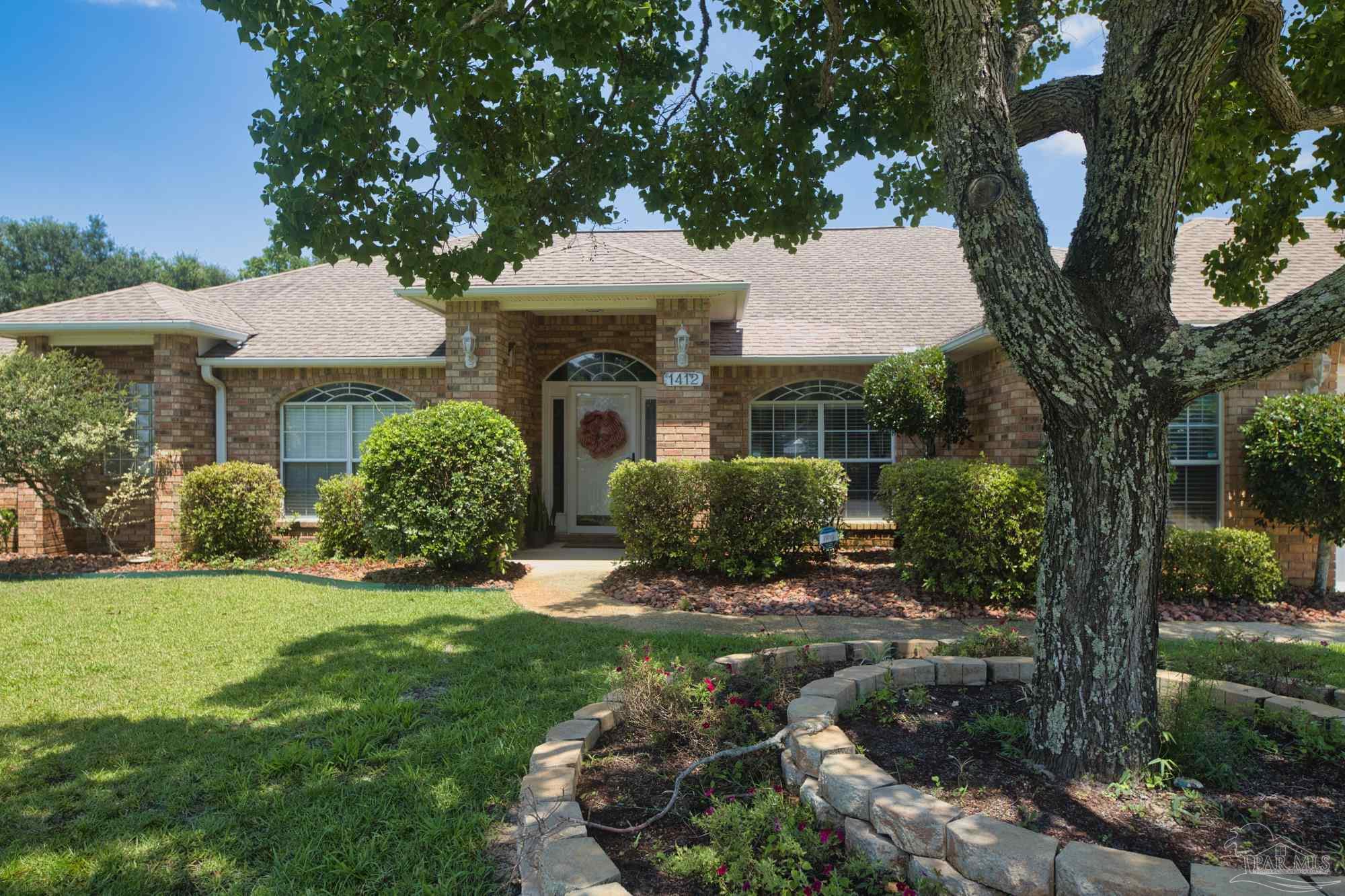 1412 Castnet Drive Navarre, FL 32566 - Photo 3 of 45