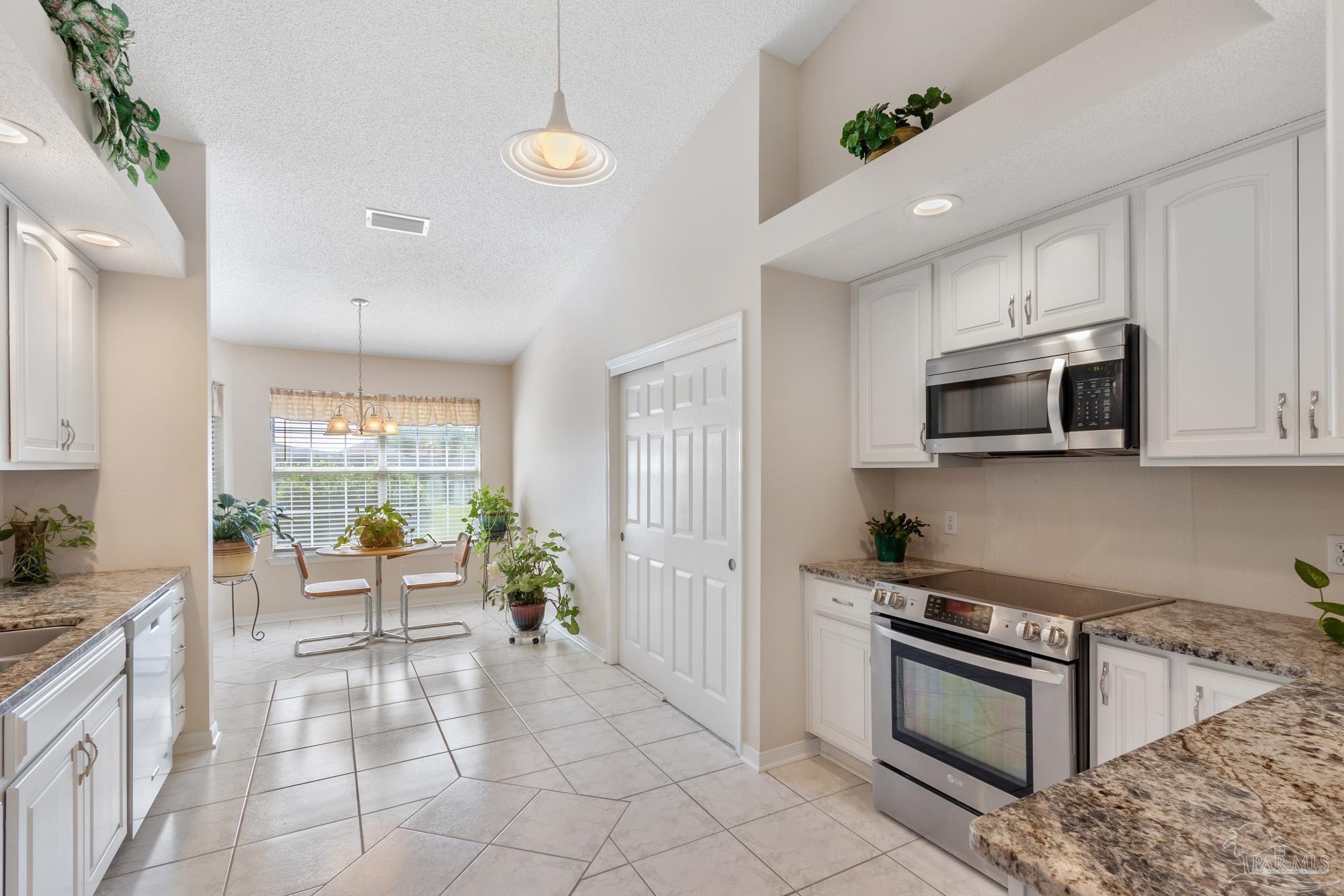 1412 Castnet Drive Navarre, FL 32566 - Photo 8 of 45