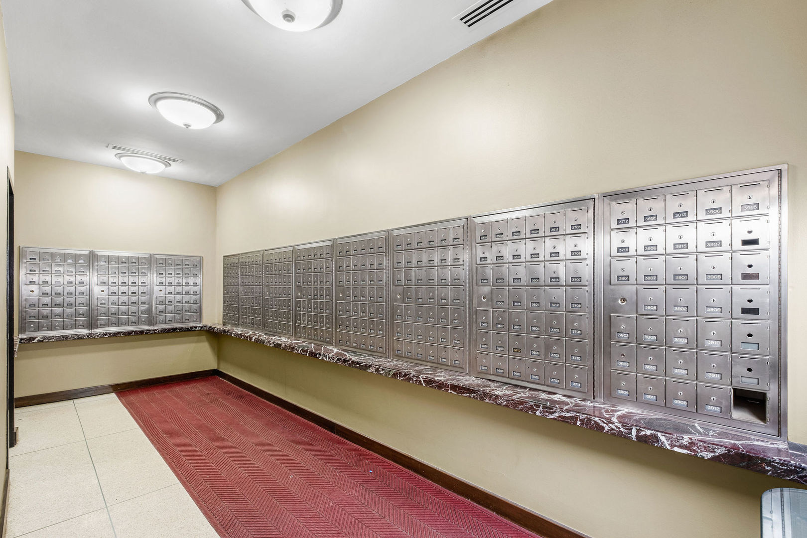 5455 North Sheridan Road, Unit 711 Chicago, IL 60640 - Photo 19 of 25 a bathroom with a shower and a bathtub
