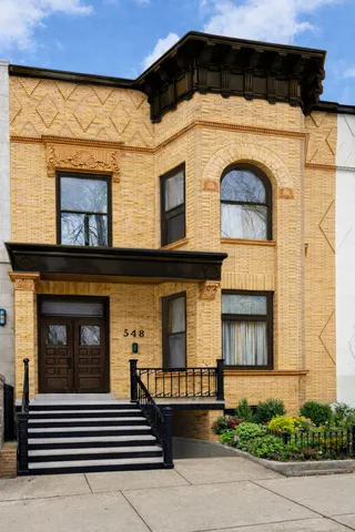 $3,750,000 | 548 West Oakdale Avenue, Chicago, IL 60657