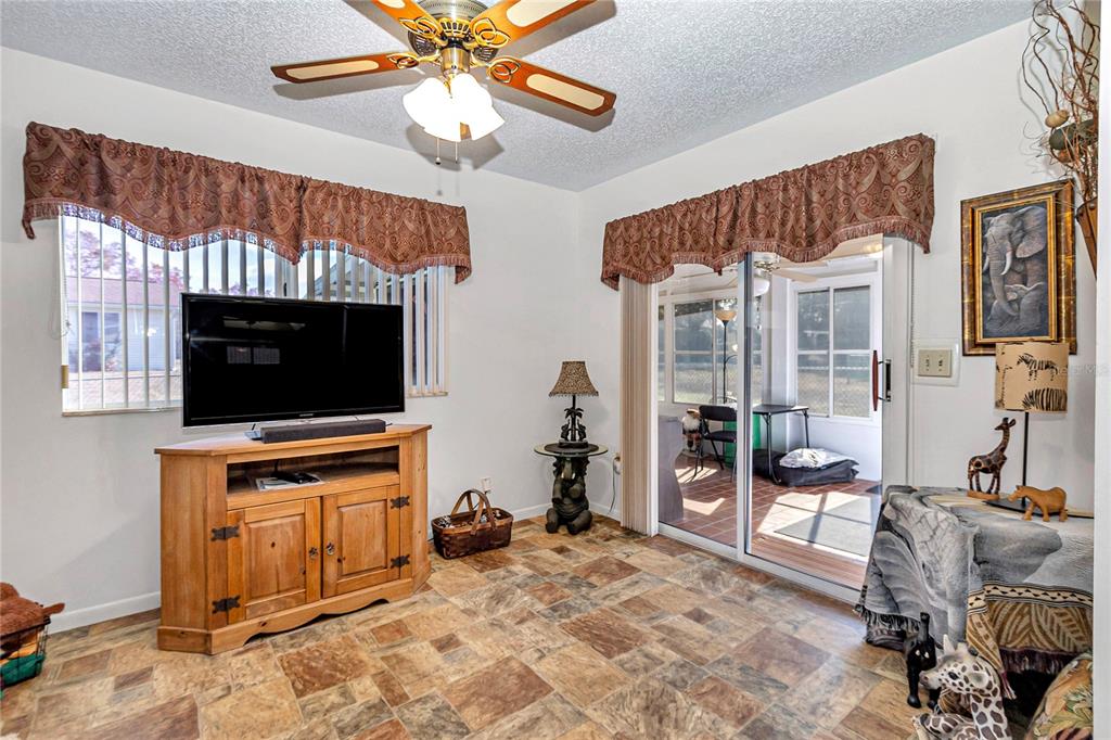 10929 Southwest 84th Avenue Ocala, FL 34481 - Photo 19 of 27