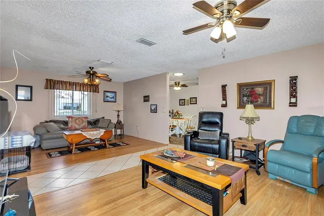 $194,900 | 10929 Southwest 84th Avenue, Ocala, FL 34481