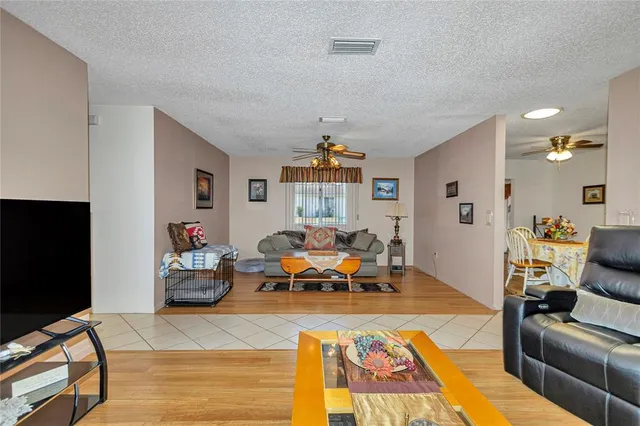 $194,900 | 10929 Southwest 84th Avenue, Ocala, FL 34481