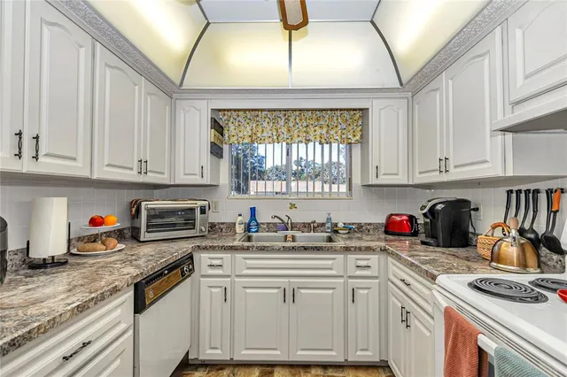 $194,900 | 10929 Southwest 84th Avenue, Ocala, FL 34481