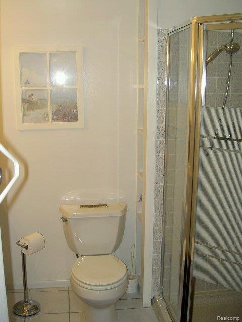 1115 Bluebird Drive, Unit 51 Rochester, MI 48307 - Photo 23 of 24 Lwr Lv BA/Shw.24