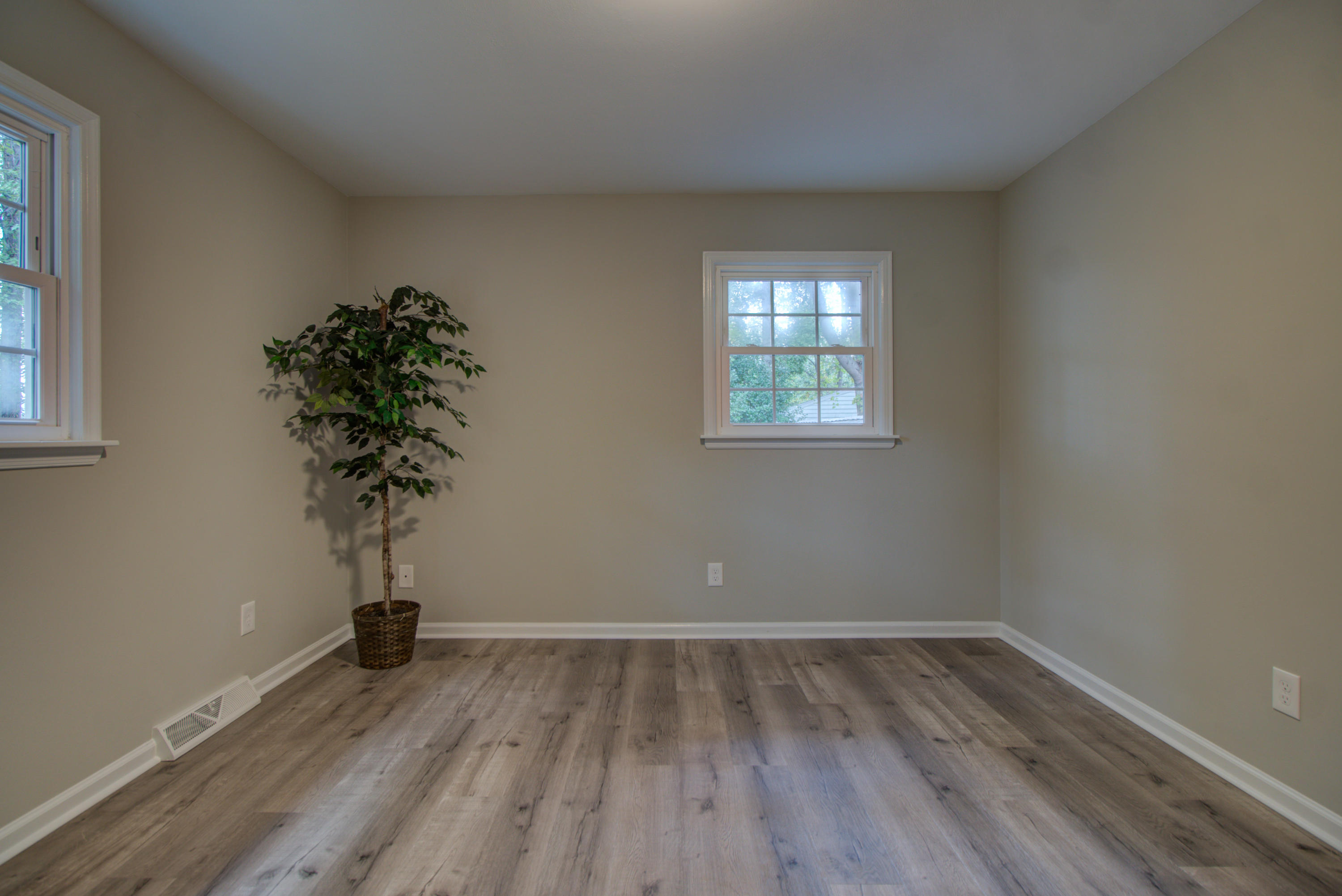 89 Lakeshore Terrace Road Hardy, VA 24101 - Photo 27 of 53 _MG_2299_300_301_302_303