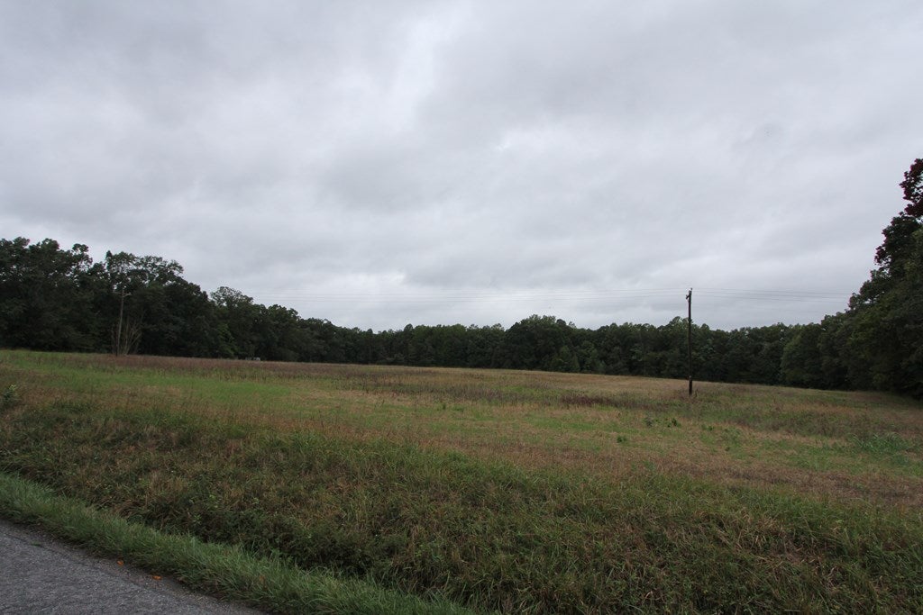 489 Redd Shop Road, Unit 4 Farmville, VA 23901 - Photo 2 of 20 Gallery Image 2