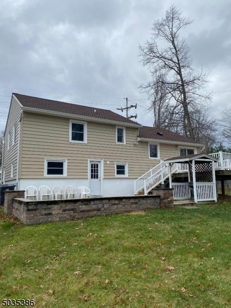 264 Malapardis Road Morris Plains, NJ 07950 - Photo 10 of 16