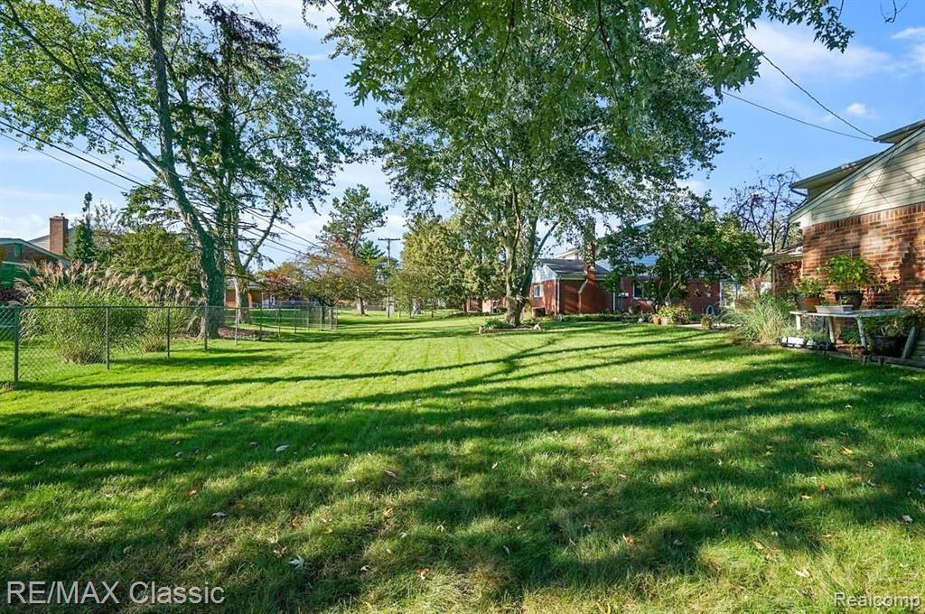 16381 Wayne Road Livonia, MI 48154 - Photo 27 of 27