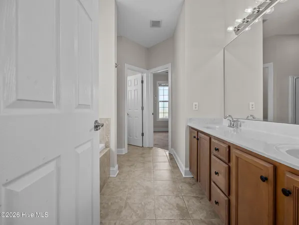 $375,000 | 118 Farmington Drive, Richlands, NC 28574