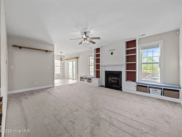 $375,000 | 118 Farmington Drive, Richlands, NC 28574