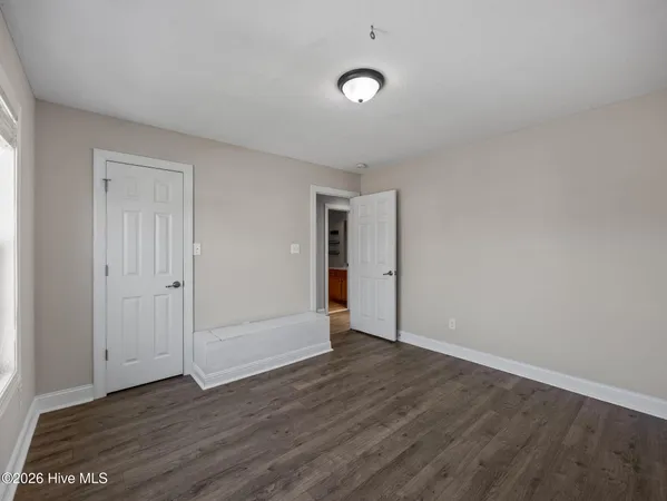 $375,000 | 118 Farmington Drive, Richlands, NC 28574