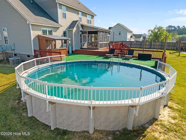 $375,000 | 118 Farmington Drive, Richlands, NC 28574