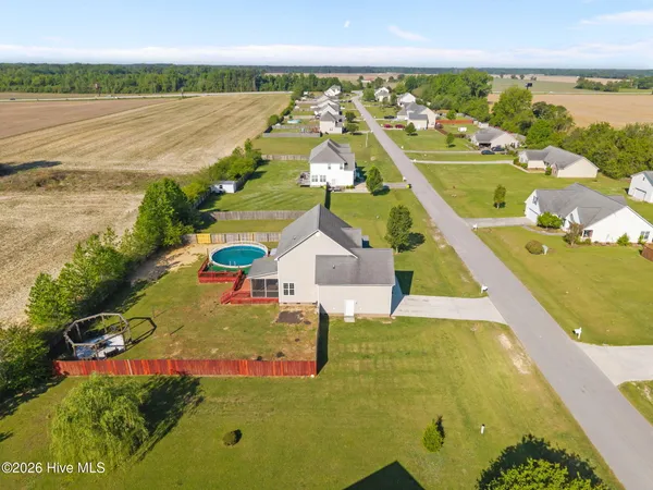 $375,000 | 118 Farmington Drive, Richlands, NC 28574