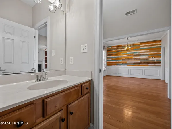 $375,000 | 118 Farmington Drive, Richlands, NC 28574