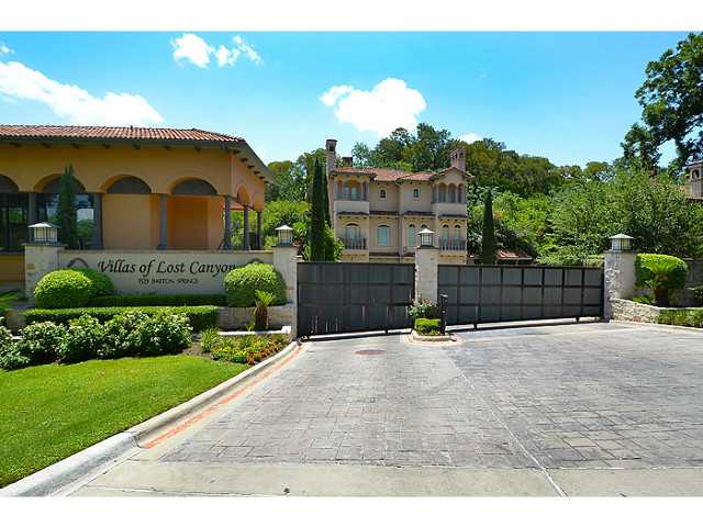 1529 Barton Springs Road, Unit 29 Austin, TX 78704 - Photo 1 of 1 a view of outdoor space yard and front view of a house
