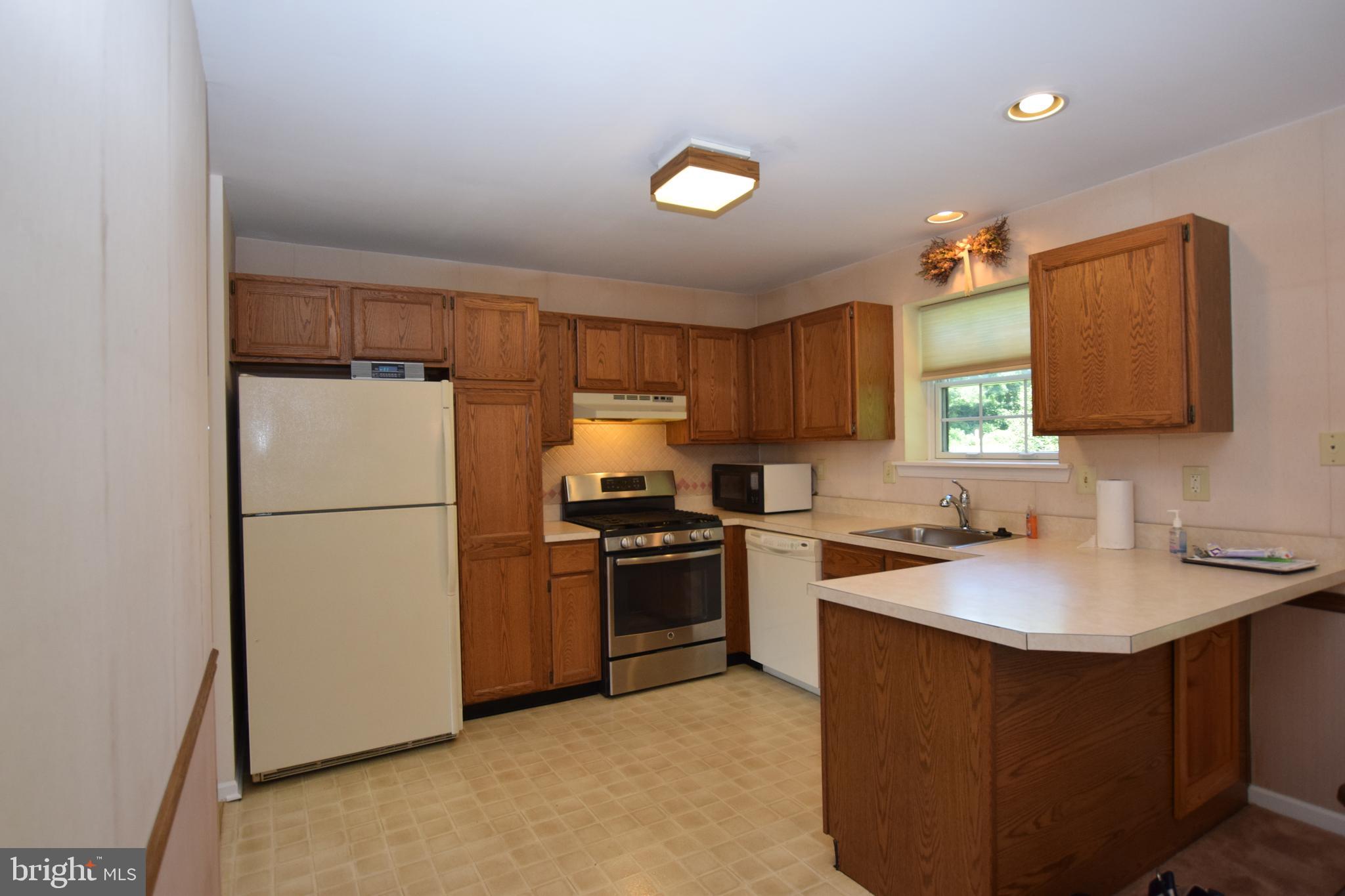378 Scola Road Brookhaven, PA 19015 - Photo 13 of 28 Gallery Image 13