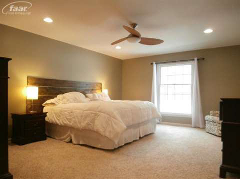 1117 Riverside Drive Owosso, MI 48867 - Photo 15 of 26 20395646-14.JPG