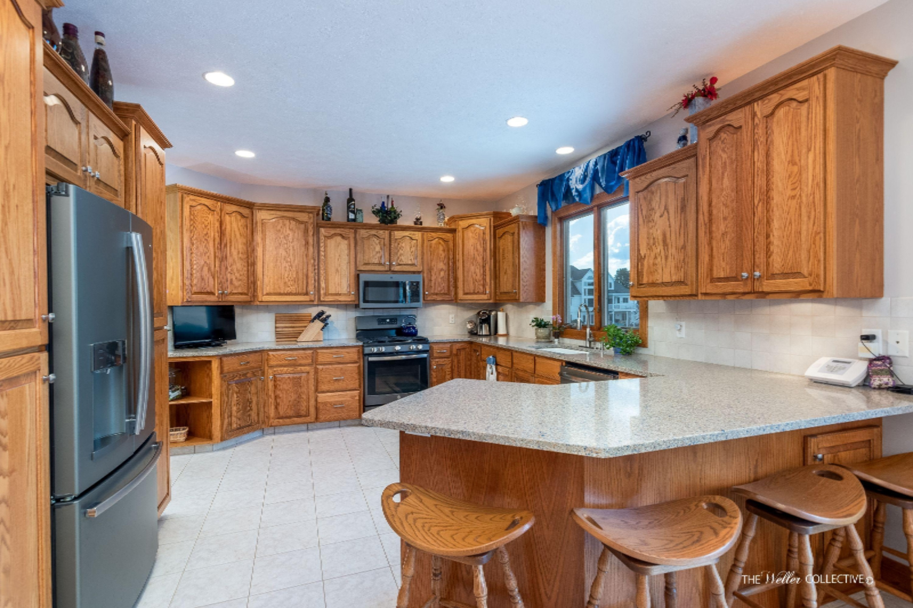 2452 Fillmore Street Jenison, MI 49428 - Photo 12 of 75 Kitchen2