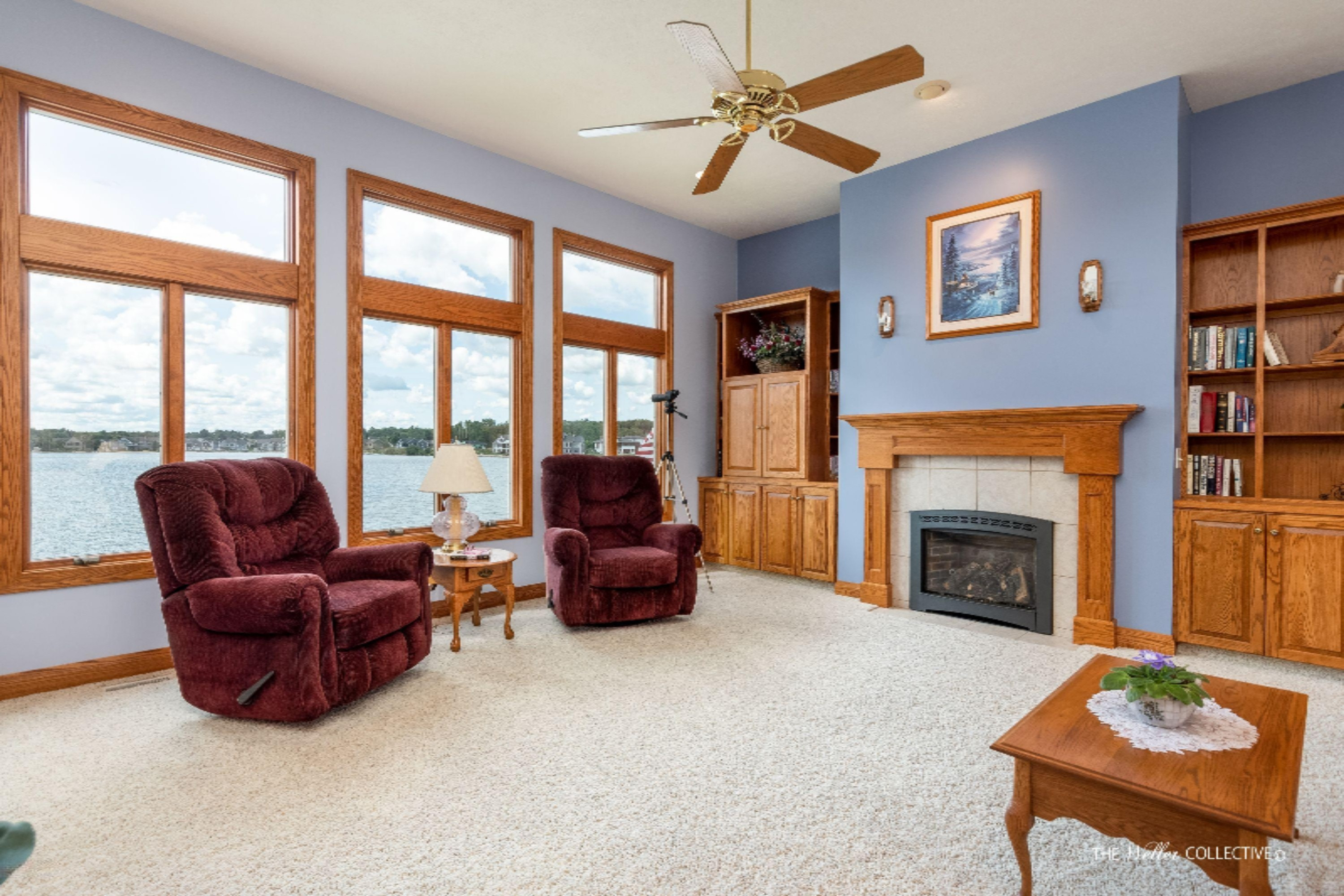 2452 Fillmore Street Jenison, MI 49428 - Photo 8 of 75 Livingroom