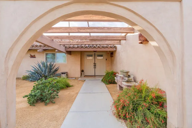 $625,000 | 43255 Silk Tree Lane, Palm Desert, CA 92260