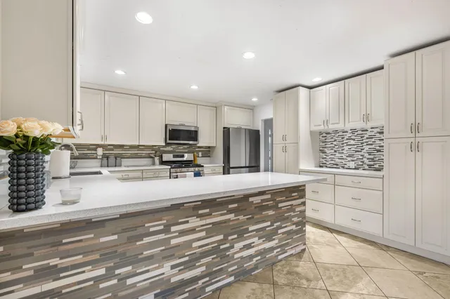 $625,000 | 43255 Silk Tree Lane, Palm Desert, CA 92260