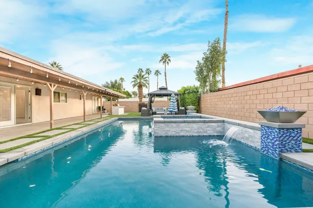 $625,000 | 43255 Silk Tree Lane, Palm Desert, CA 92260
