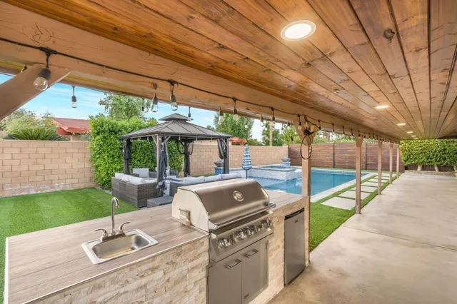 $625,000 | 43255 Silk Tree Lane, Palm Desert, CA 92260