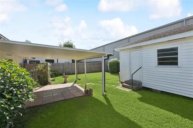 $209,000 | 300 Sophia Street, River Ridge, LA 70123