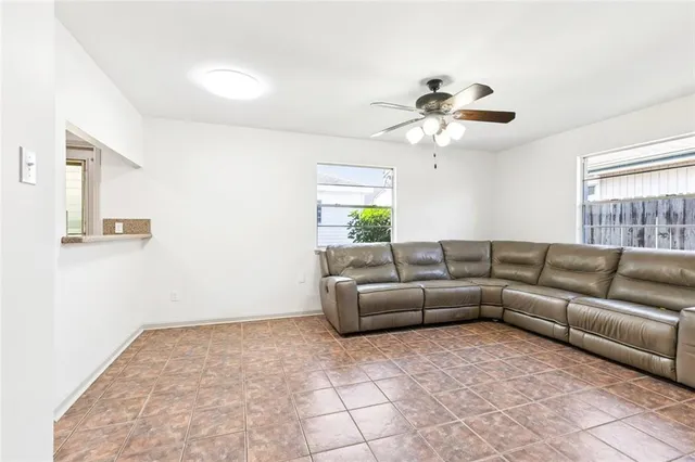 $209,000 | 300 Sophia Street, River Ridge, LA 70123