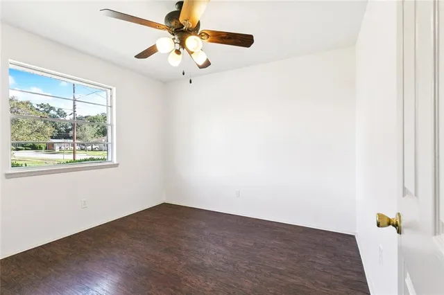 $209,000 | 300 Sophia Street, River Ridge, LA 70123