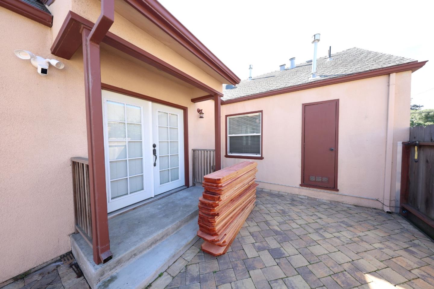 123 Chestnut Street Salinas, CA 93901 - Photo 20 of 25 a view of outdoor space and deck