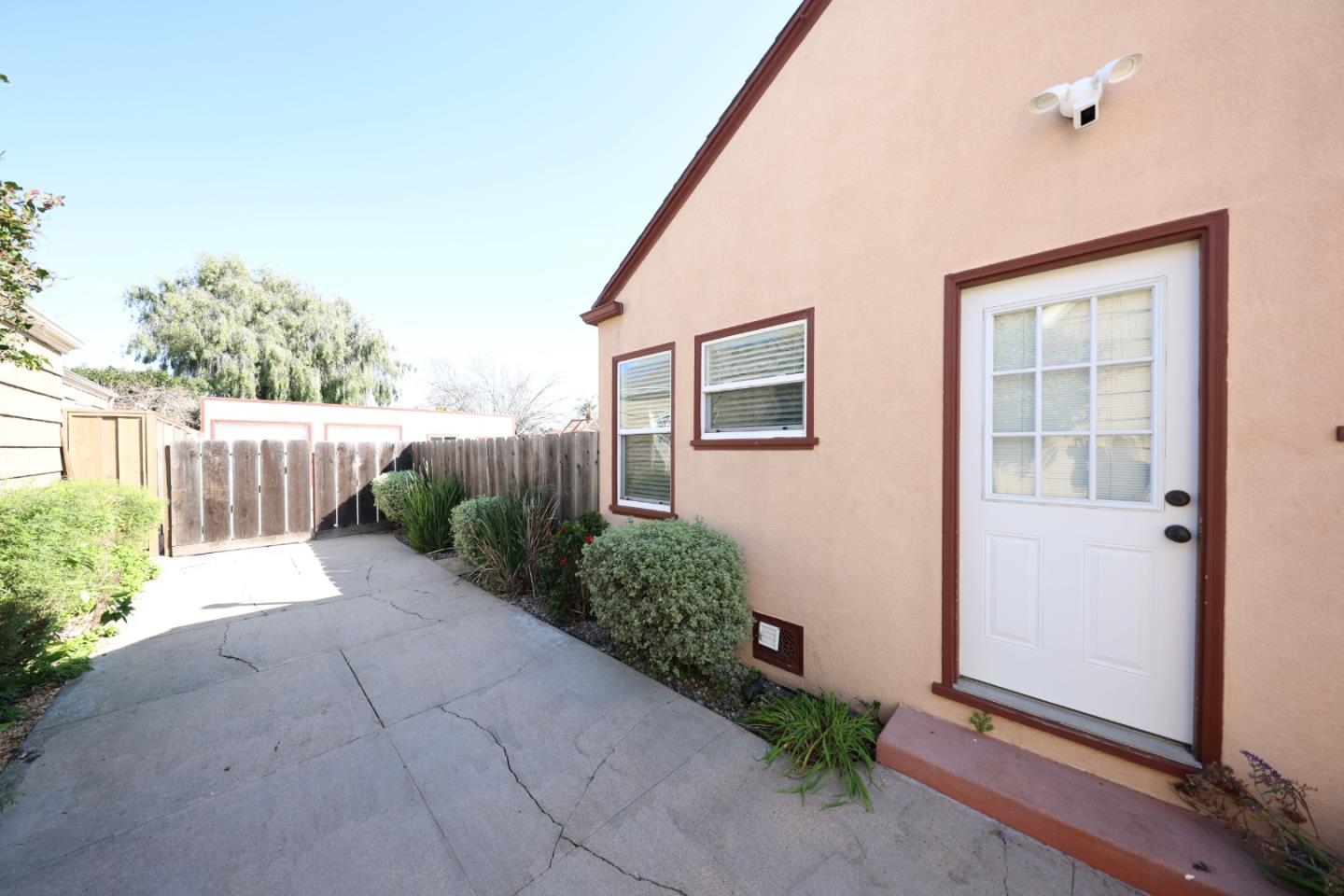 123 Chestnut Street Salinas, CA 93901 - Photo 24 of 25 a view of a house with a backyard