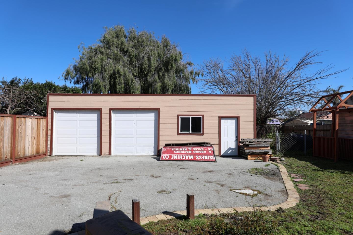 123 Chestnut Street Salinas, CA 93901 - Photo 25 of 25 a view of a yard with a house