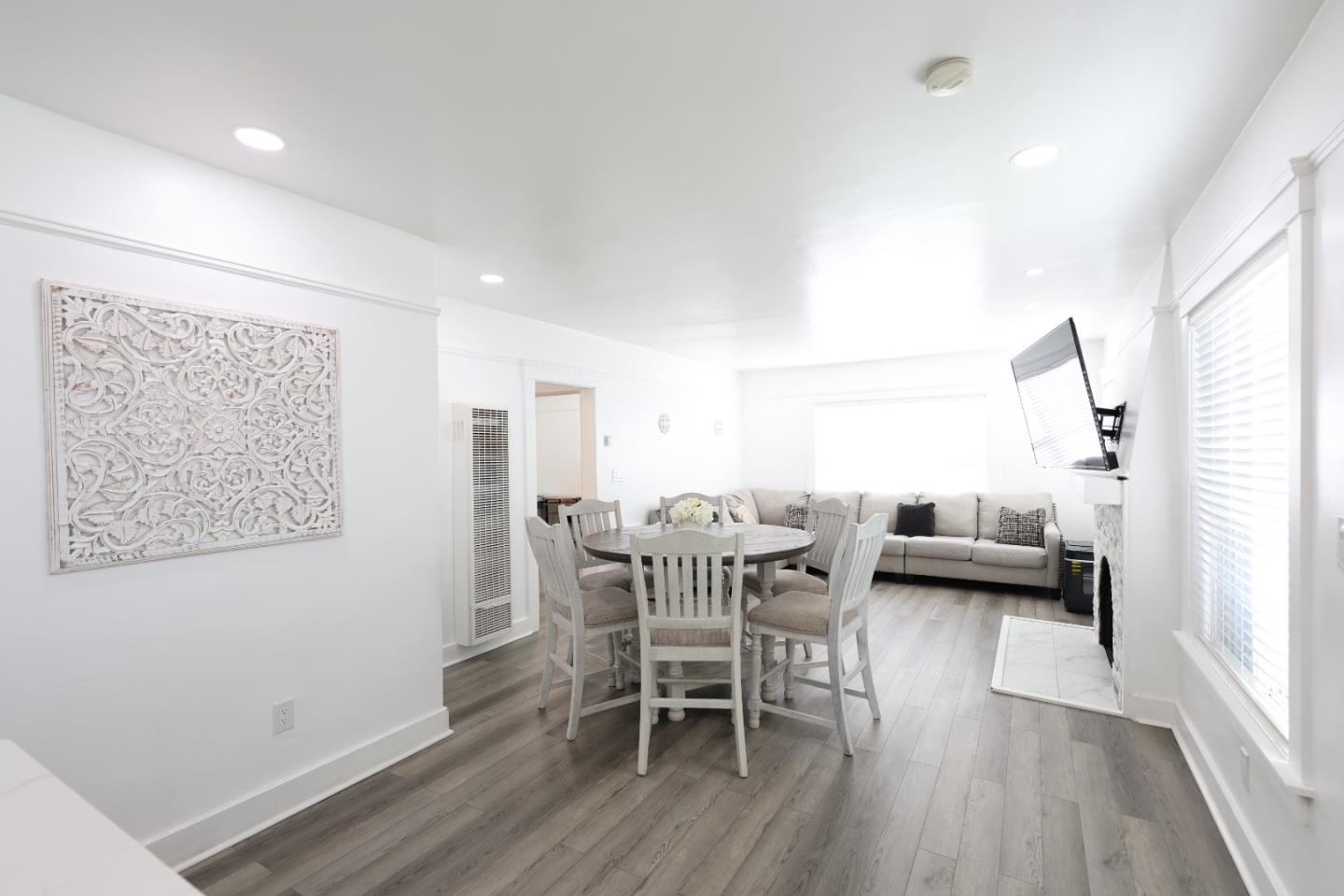123 Chestnut Street Salinas, CA 93901 - Photo 10 of 25 a dining room with furniture and wooden floor