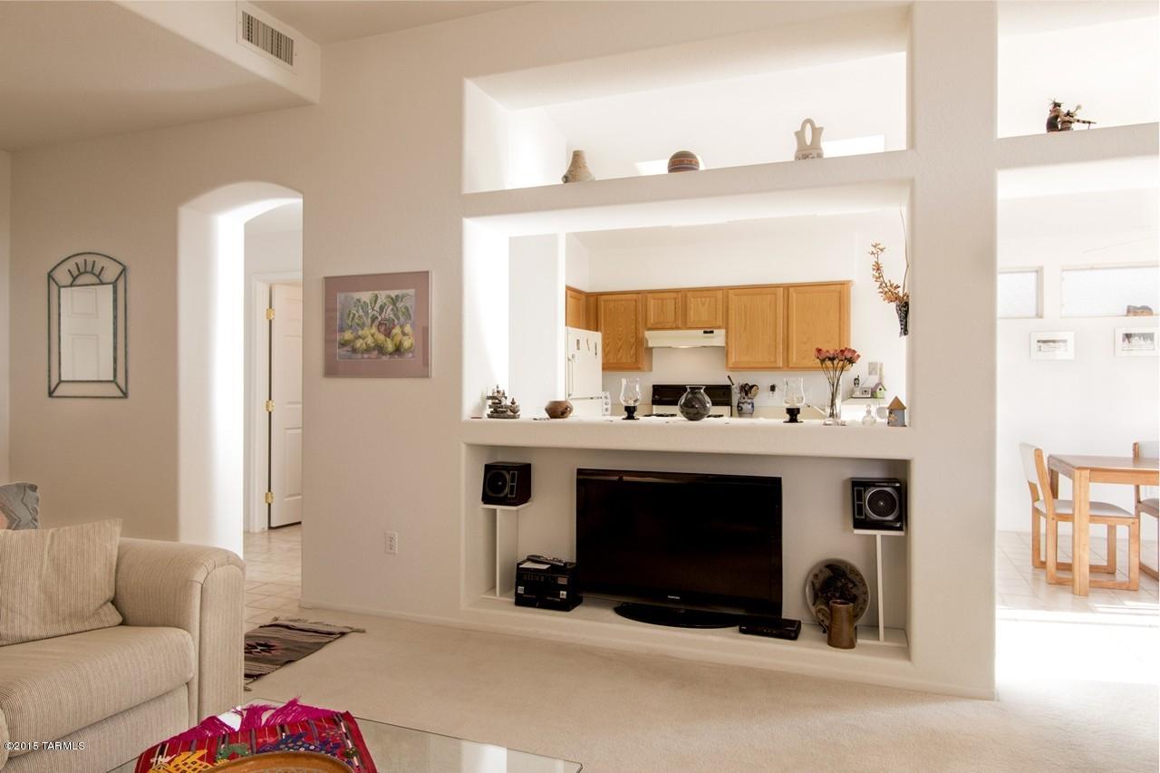 2156 East Ruellia Drive Tucson, AZ 85755 - Photo 4 of 29